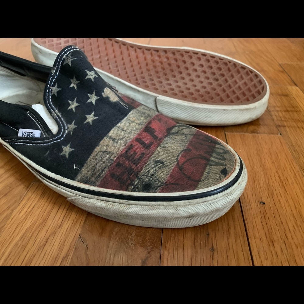 Vans slip on